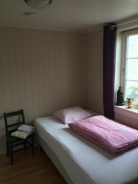 Mandal Privat Rom Og Husutleie Daire Dış mekan fotoğraf